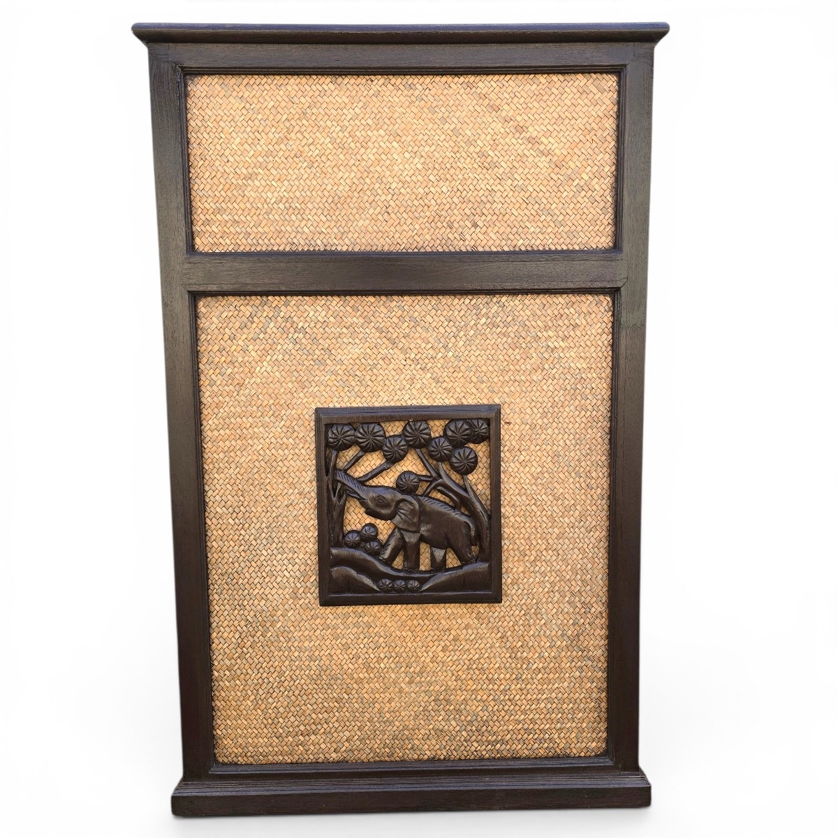 Tresen Rattan